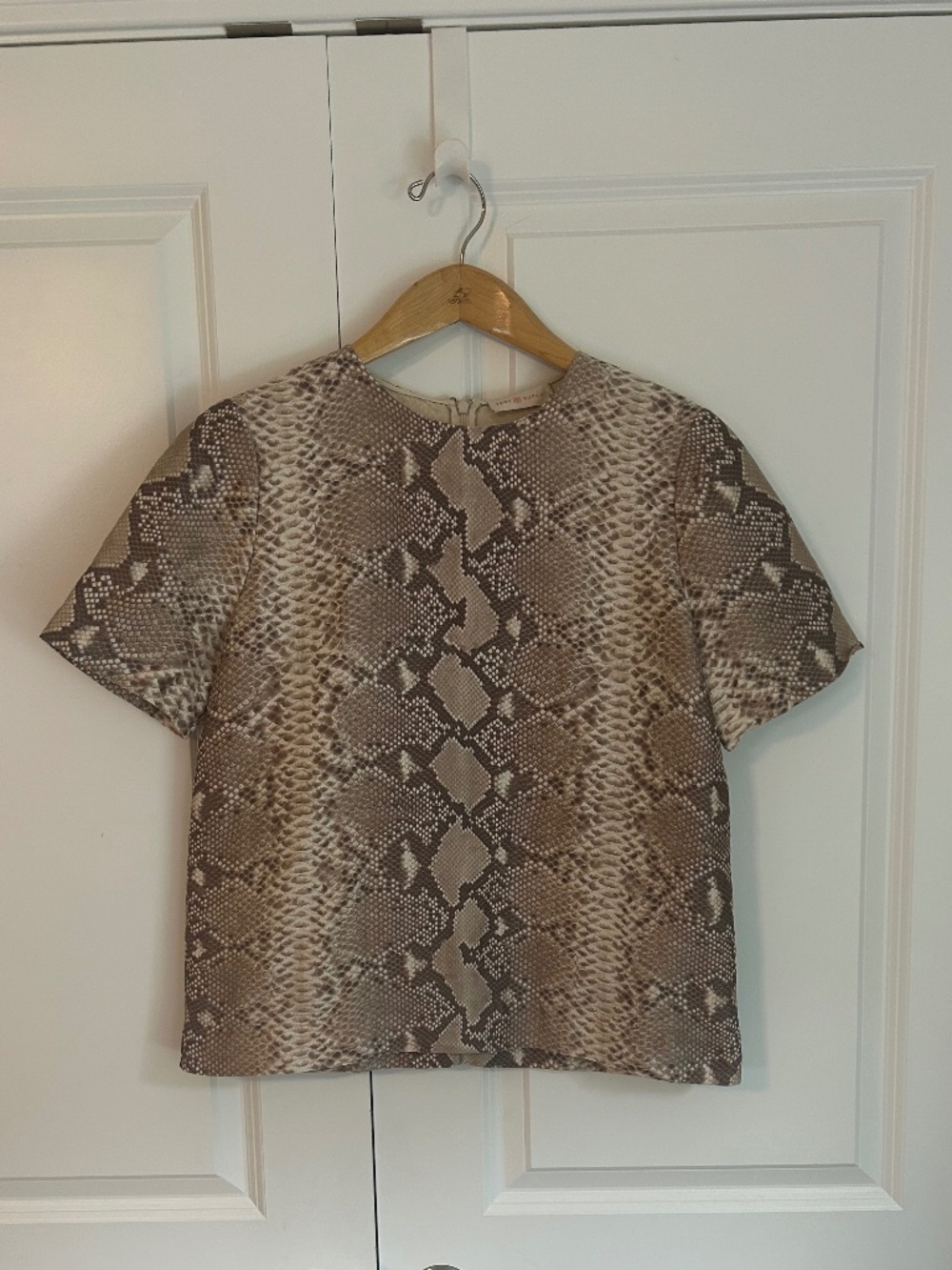 Tory Burch brown cream Wool Silk Python Snakeskin print Top Size 10